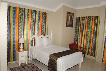 Moon Rooms At Moonrise Villa Negril